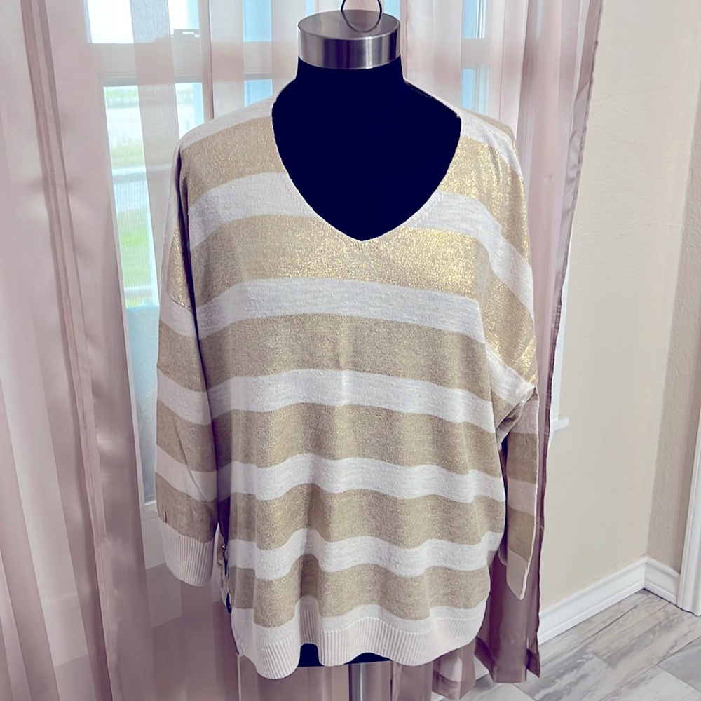 Chicos “Black Label” Gold and Cream v-neck sweater with zip sides